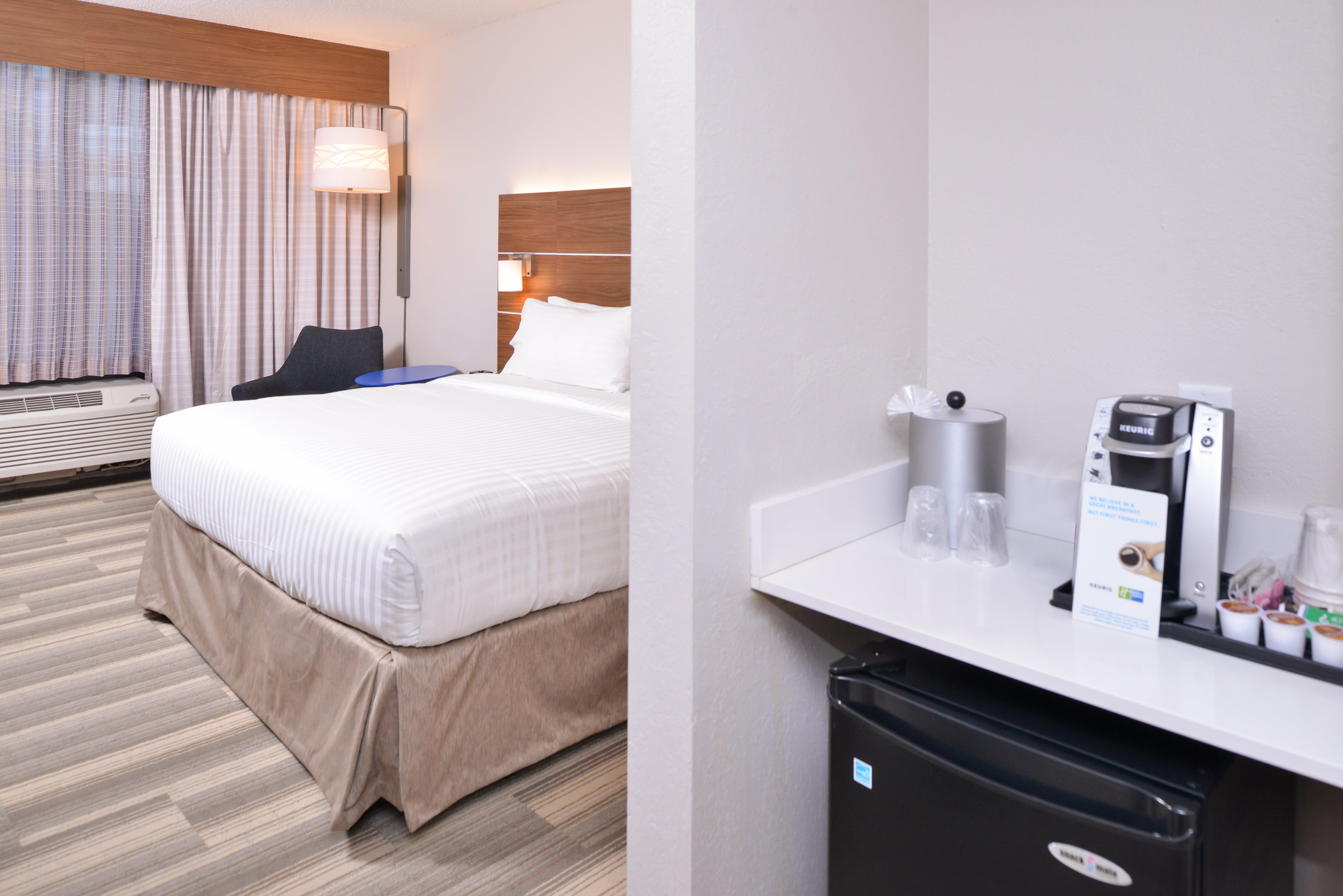 Holiday Inn Express Hotel & Suites Indianapolis Dtn-Conv Ctr By Ihg Zewnętrze zdjęcie